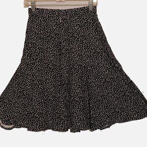 Liz Claiborn Midi skirt Size 6